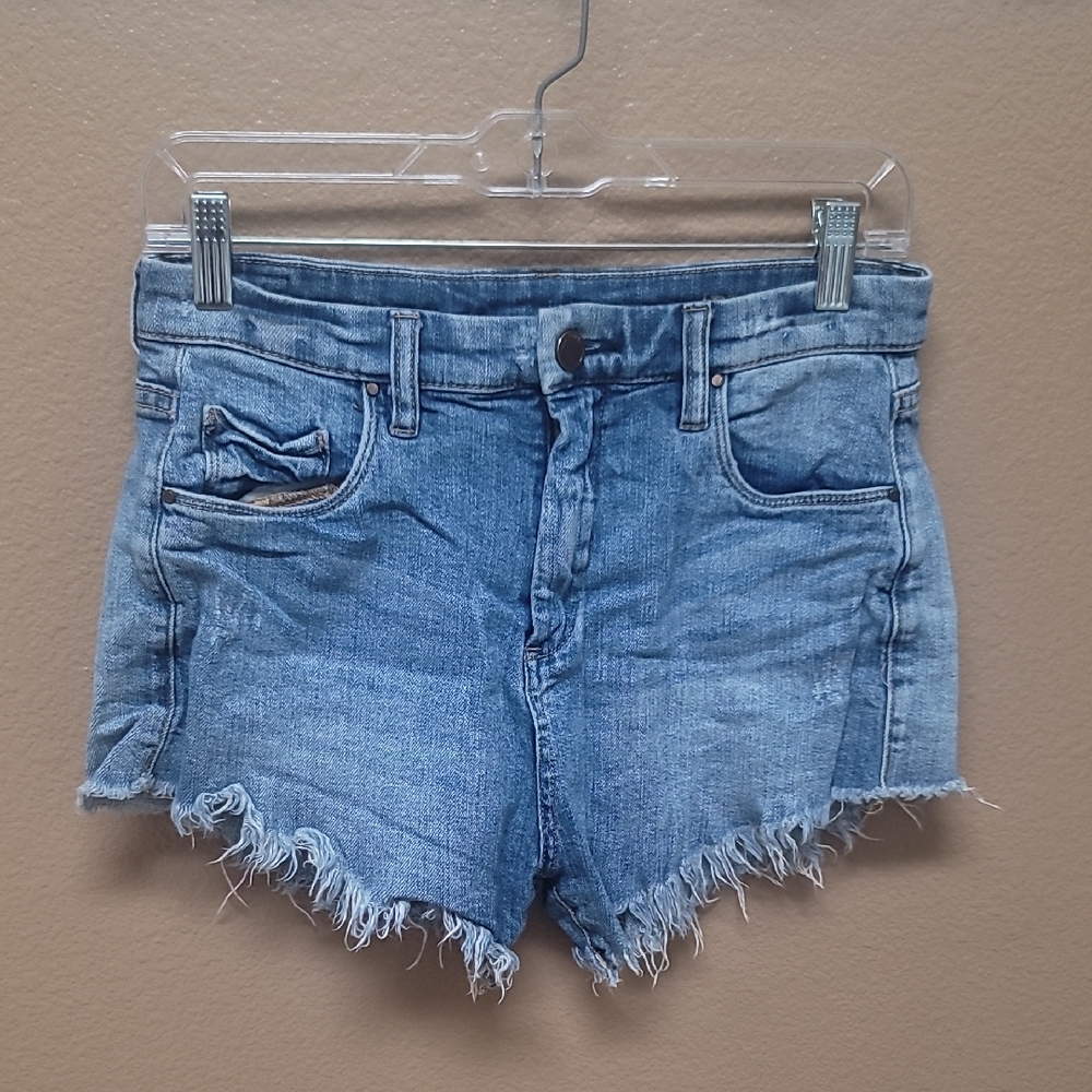 Blank NYC Blue Frayed Jean Shorts 👖